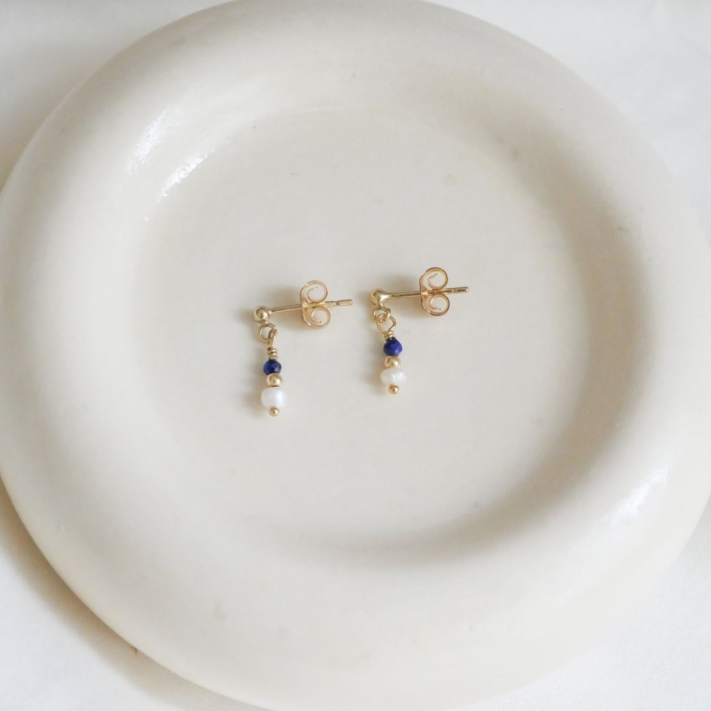 Boucles d'oreilles puces Ava - Lapis Lazuli