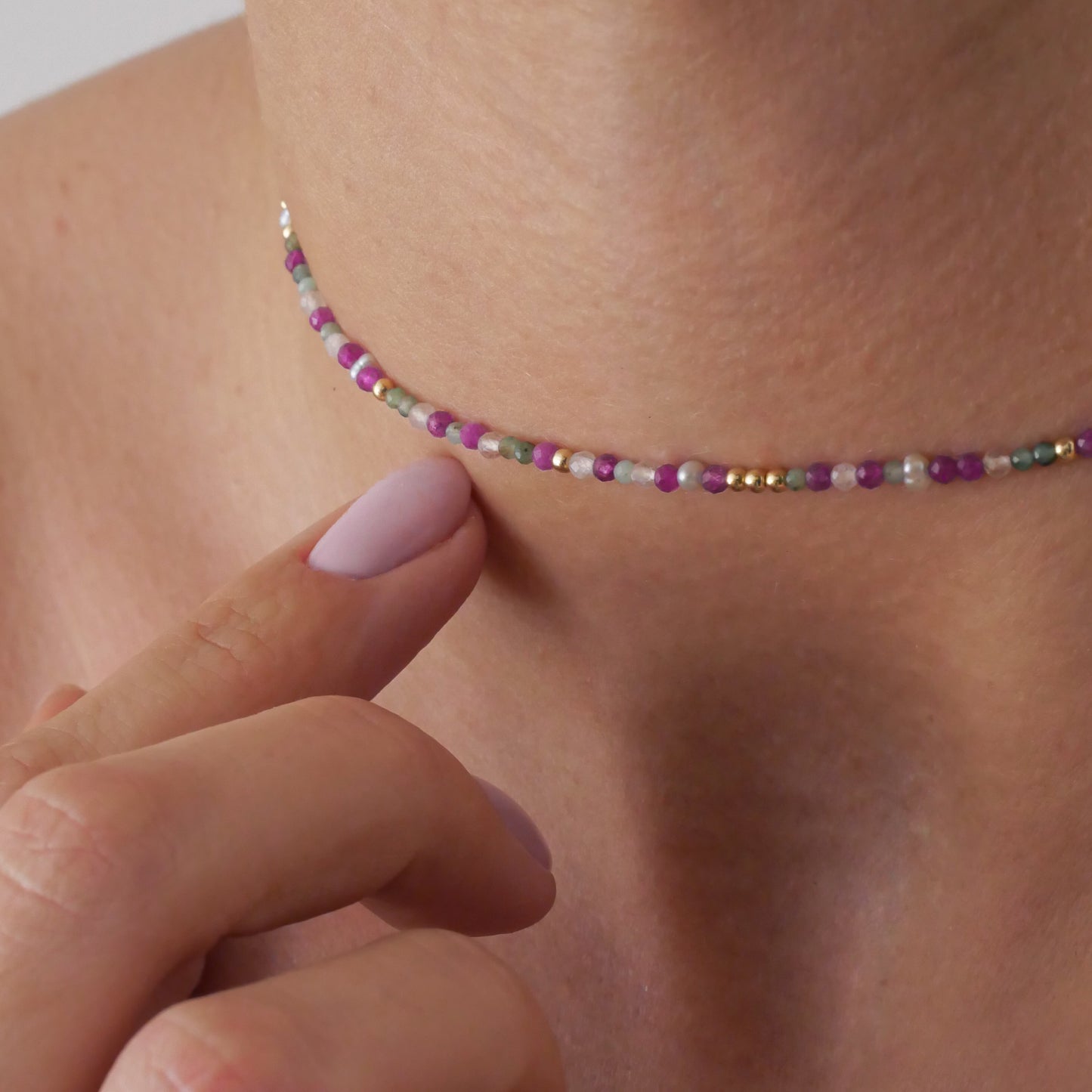 Collier-double bracelet Eliane - Rubis chauffé, émeraude, pierre de lune