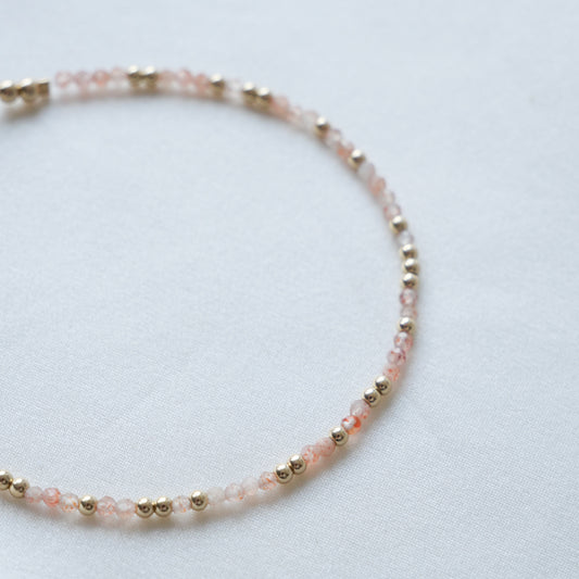 Bracelet Gema - gold sun stone
