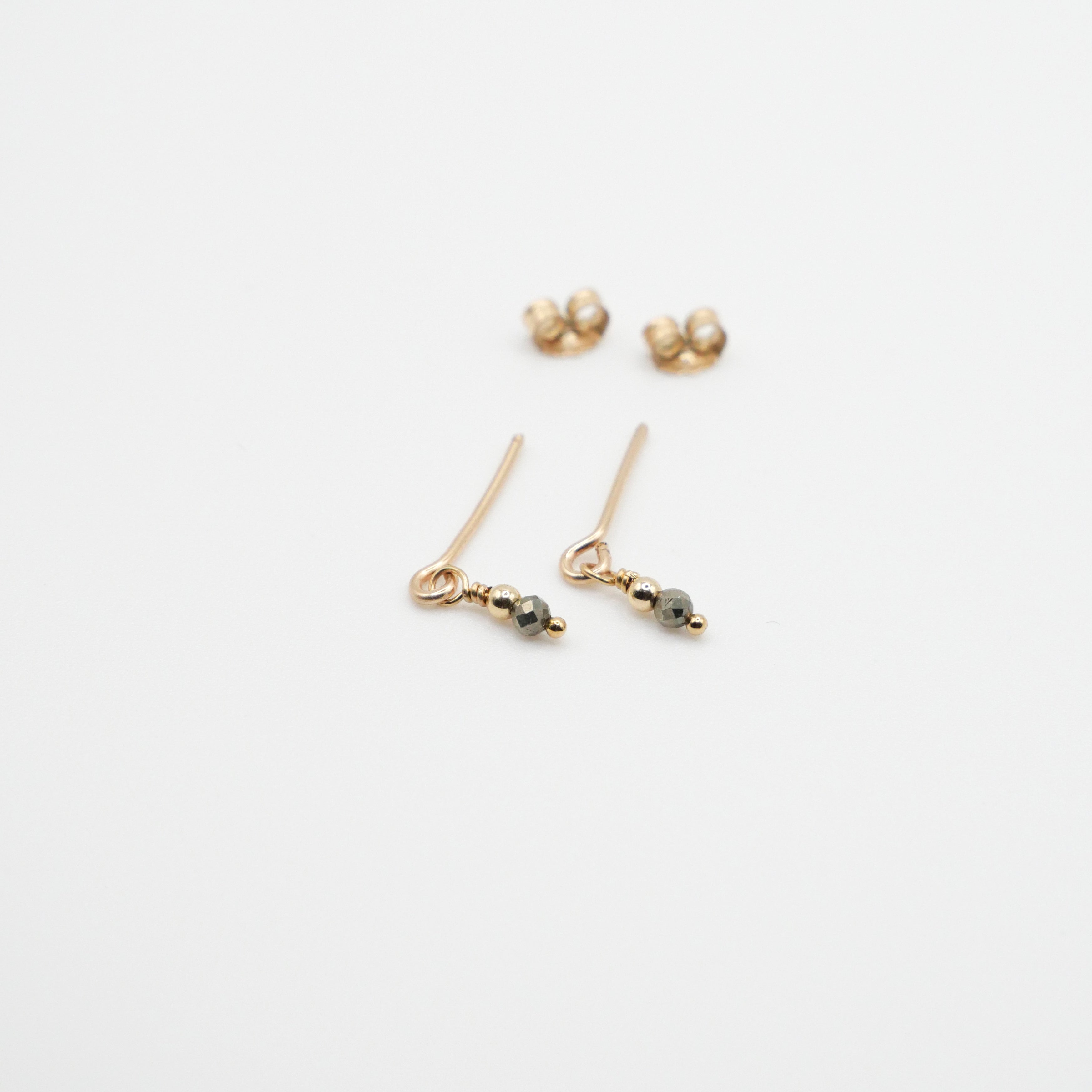 Boucles d'oreilles puces Nicole - Pyrite
