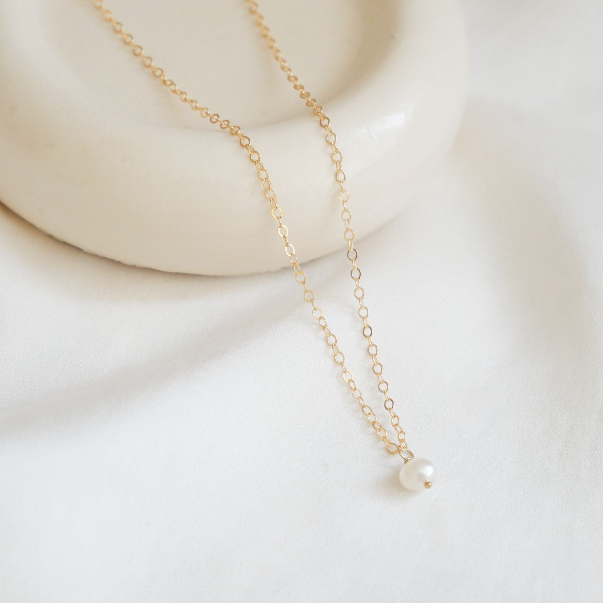 Collier De Perles Fines 5 Mm - Longueur 37 Cm - Fermoir En Or 9 Carats - Occasion